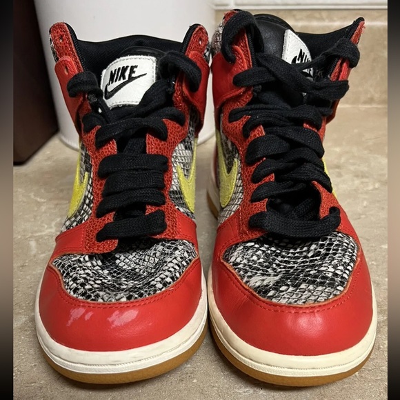 Nike Women’s Dunk High LX Python Sneaker - Picture 3 of 12